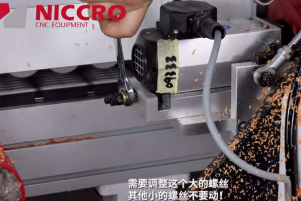 歷宏機(jī)械封邊機(jī)齊頭單元多切解決方法